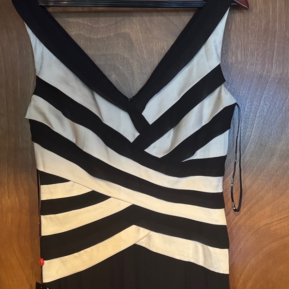 Tadashi Shoji Black and Cream Dress NWT - Picture 4 of 9